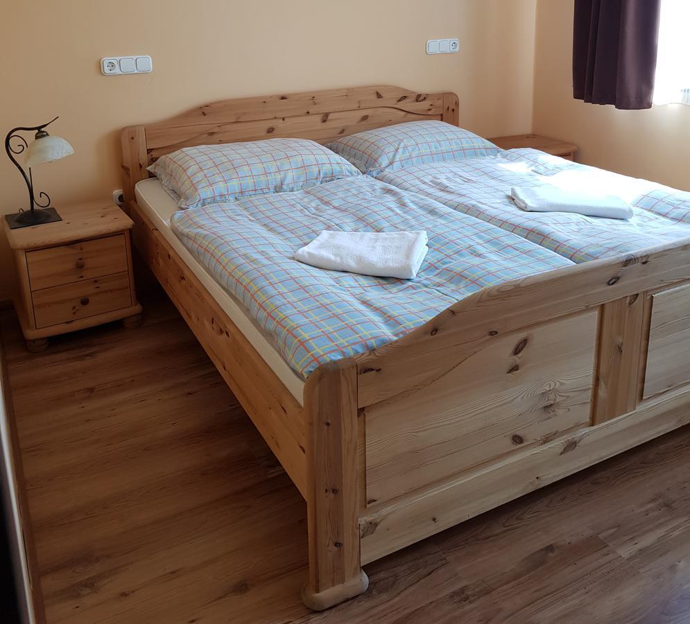 Sommer Panzió Balatonföldvár Exterior foto